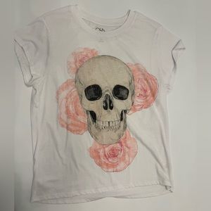 Oversized distressed skull tee